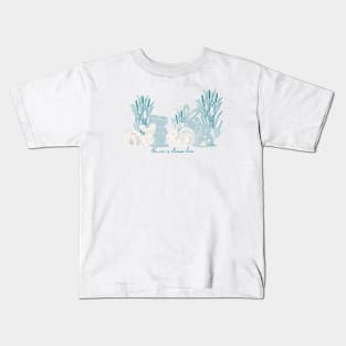 The Air Is Cleaner Here - Calm Rabbits Soft Colour Version Kids T-Shirt